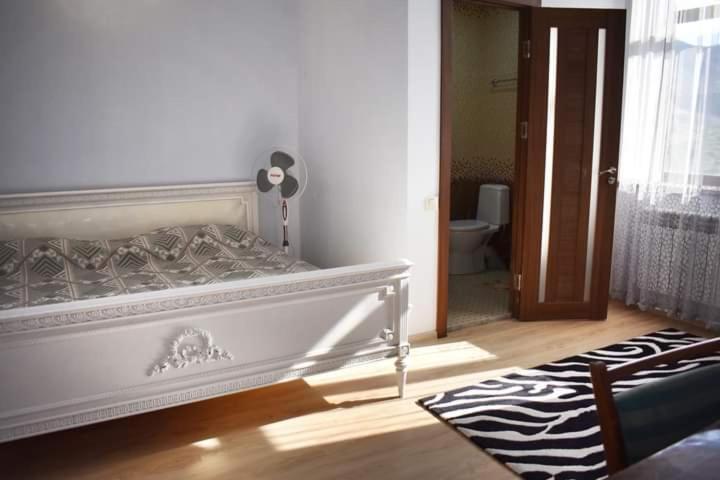 Areni Anna Home B&B מראה חיצוני תמונה