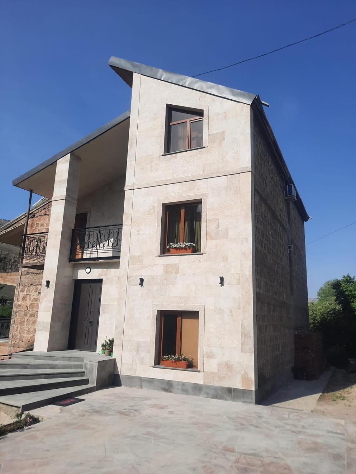 Areni Anna Home B&B מראה חיצוני תמונה